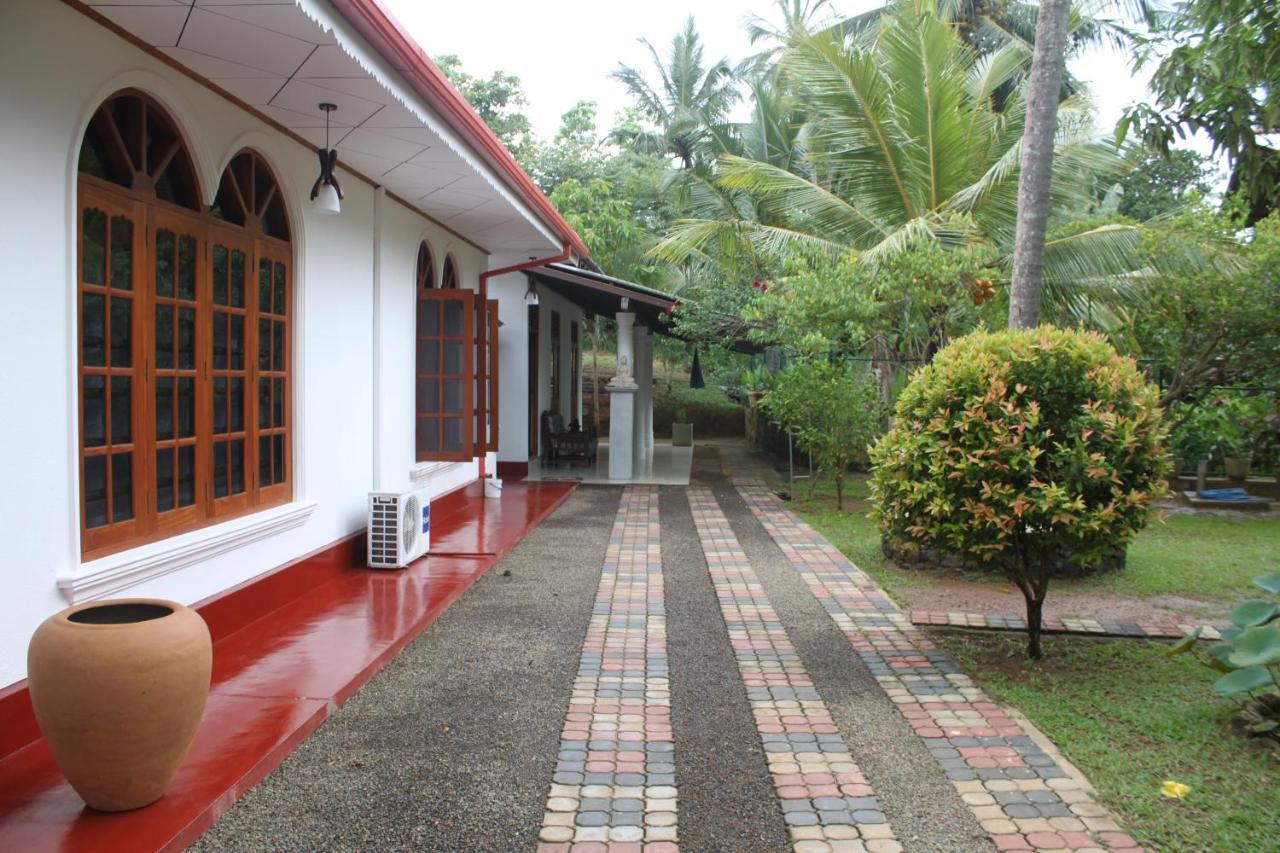 Ocean Villa Dikwella Exterior foto