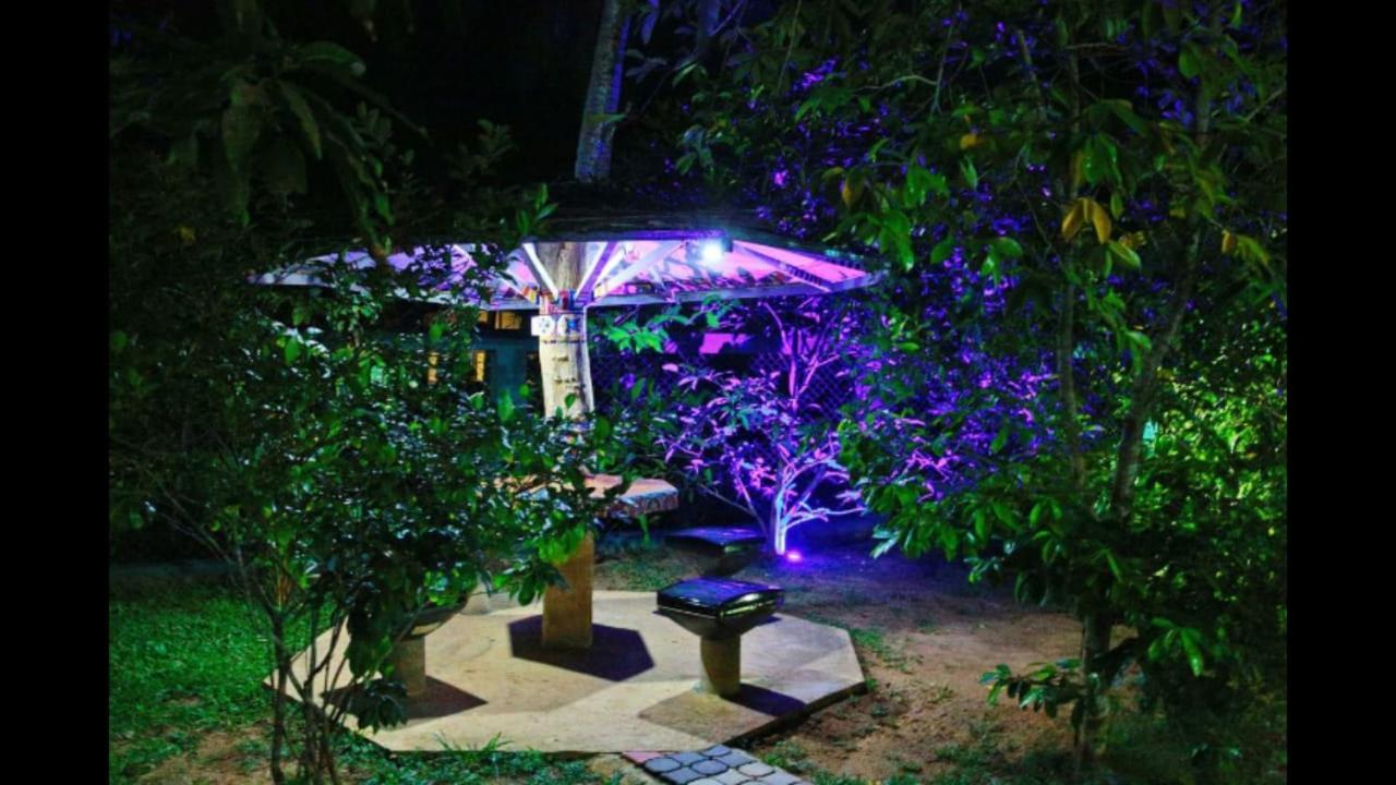 Ocean Villa Dikwella Exterior foto